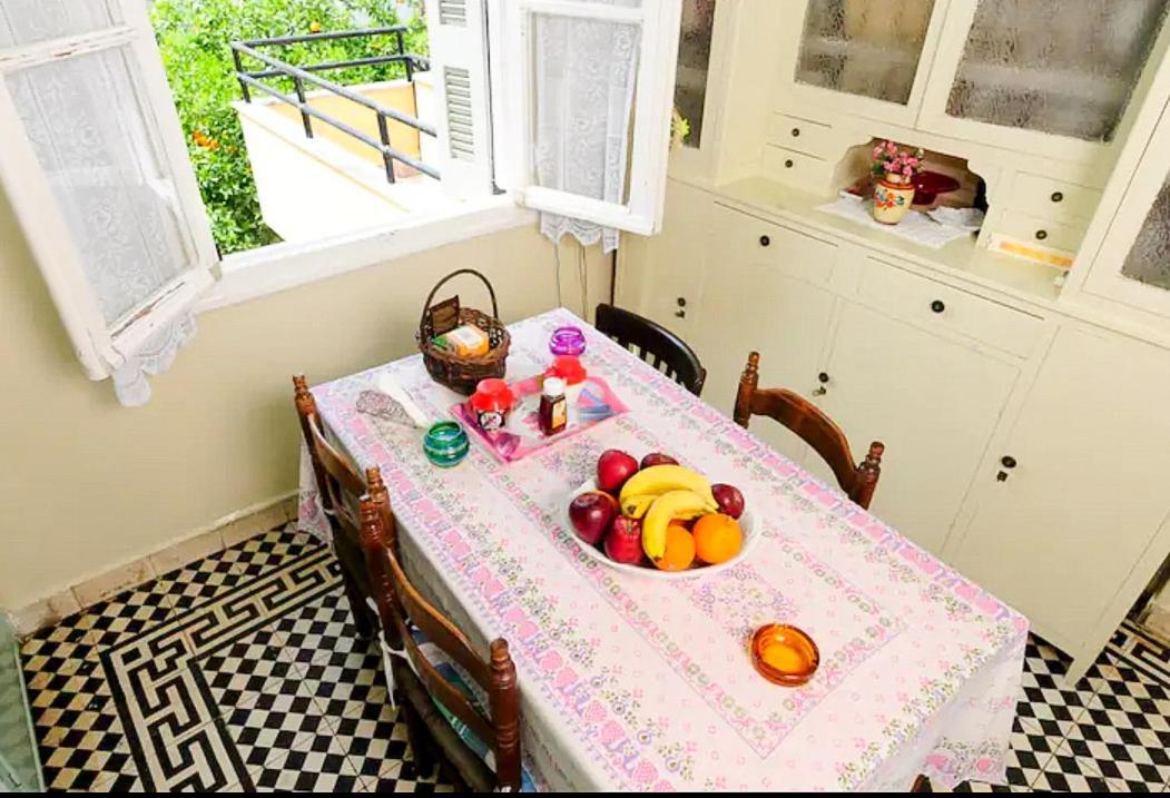 Villa Zeta'S Vintage Garden House à Sparte Extérieur photo